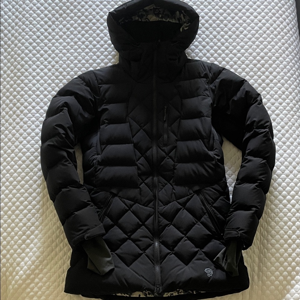 NWOT Mountain Hardwear Black Quilted Jacket